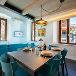 New 2024 - Ancient - Where Classic Style Meets Modern Design And Comforts - Larihome A41 赫拉弗多纳