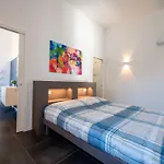 Apartment New 2024 - Ancient - Where Classic Style Meets Modern Design And Comforts - Larihome A41 Gravedona