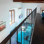 New 2024 - Ancient - Where Classic Style Meets Modern Design And Comforts - Larihome A41 * 赫拉弗多纳