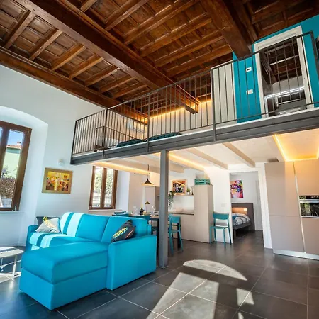 Apartment New 2024 - Ancient - Where Classic Style Meets Modern Design And Comforts - Larihome A41 Gravedona