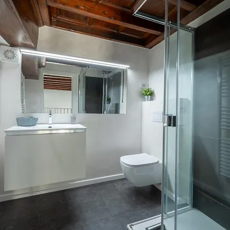 Apartment New 2024 - Ancient - Where Classic Style Meets Modern Design And Comforts - Larihome A41