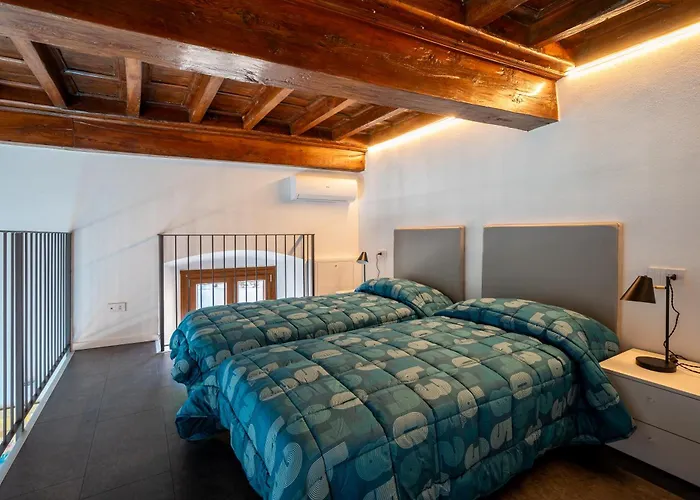 Appartement New 2024 - Ancient - Where Classic Style Meets Modern Design And Comforts - Larihome A41 *